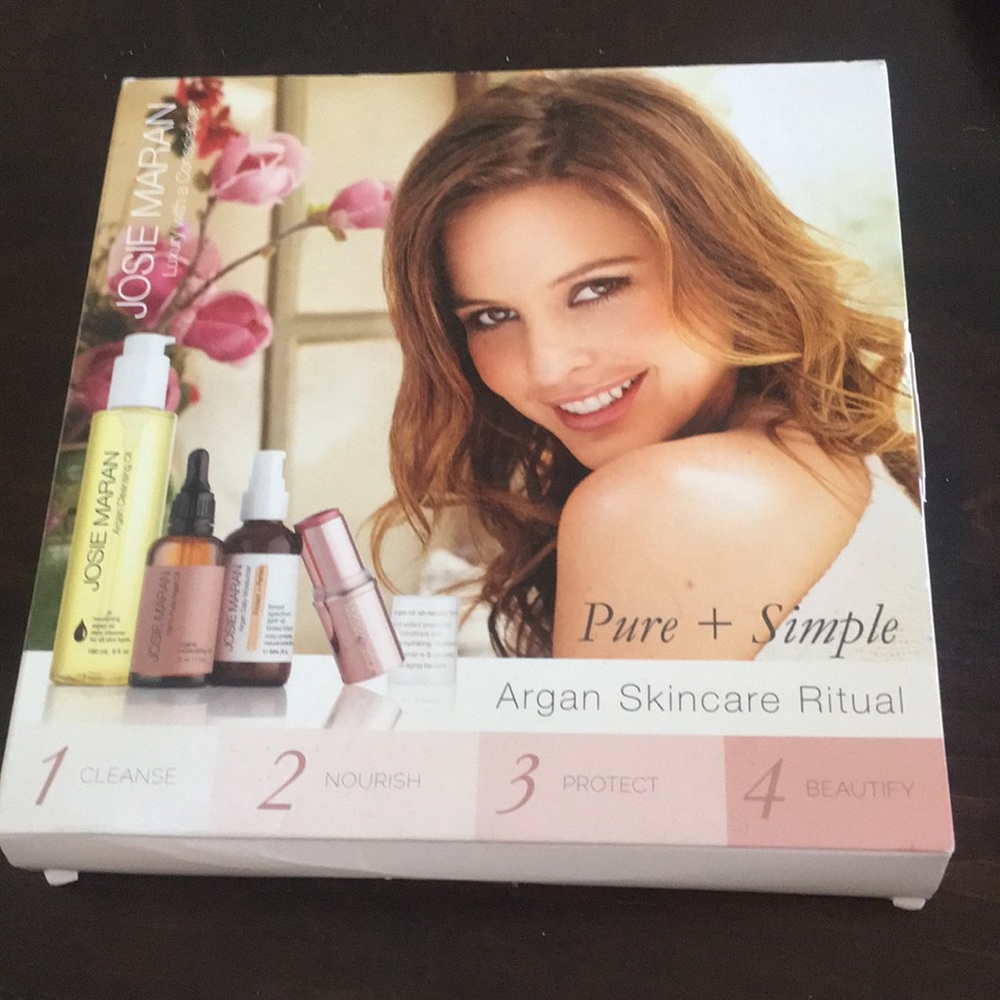 Josie Maran Pure Simple Argan Skincare Ritual kit